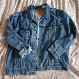 Levi's denim jacket